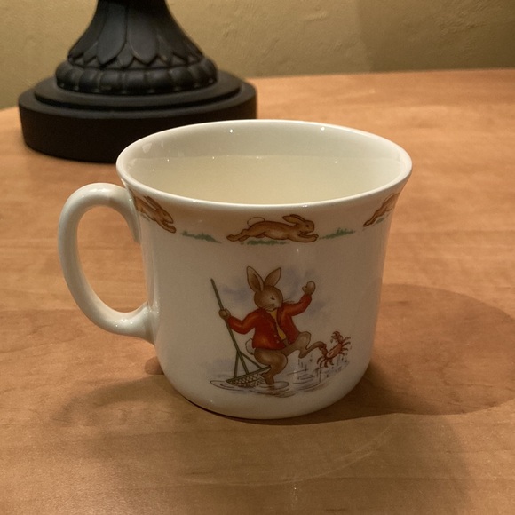 Royal Doulton Bunnykins 1984 - Picture 3 of 7